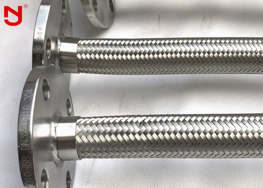 A mangueira trançada do metal do OEM corrugou o fio de aço de alta elasticidade dos foles de superfície do vácuo